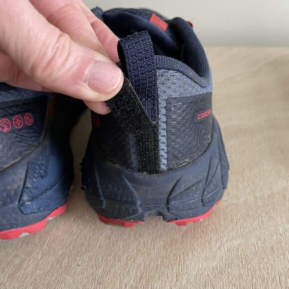 Brooks Cascadia 17 GTX Sneakers - Picture 6 of 16